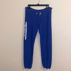 Monrow x Barry’s Supersoft Vintage Sweats